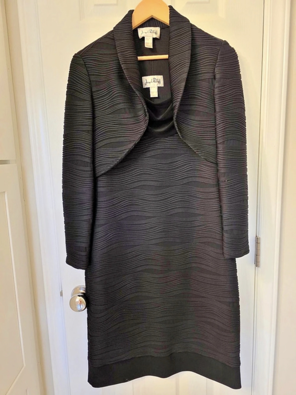 Joseph Ribkoff Black Abstract Midi Dress & Shrug Size Medium Like New